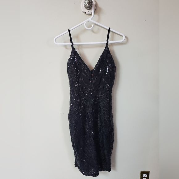 Revamped Black sequined dress - Picture 1 of 4